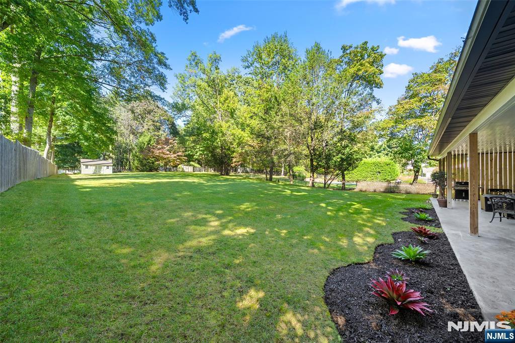 355 Summit Street — photo 40