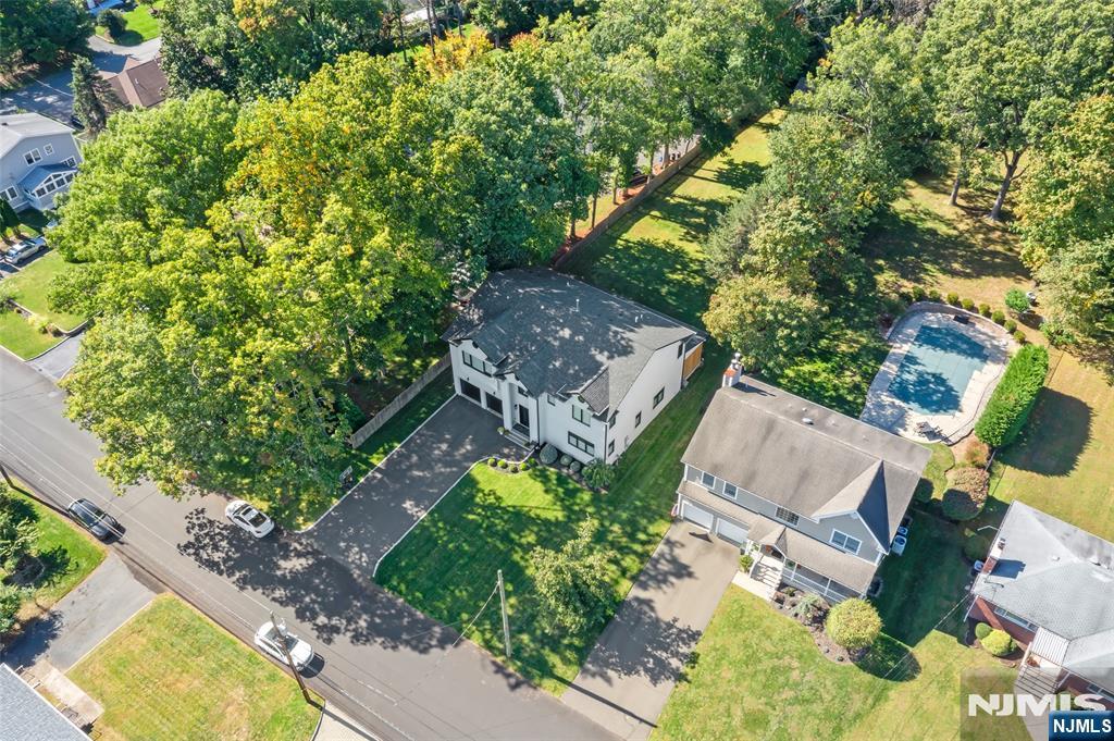 355 Summit Street — photo 44
