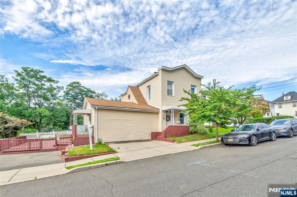 28 Butler Street - Photo 1