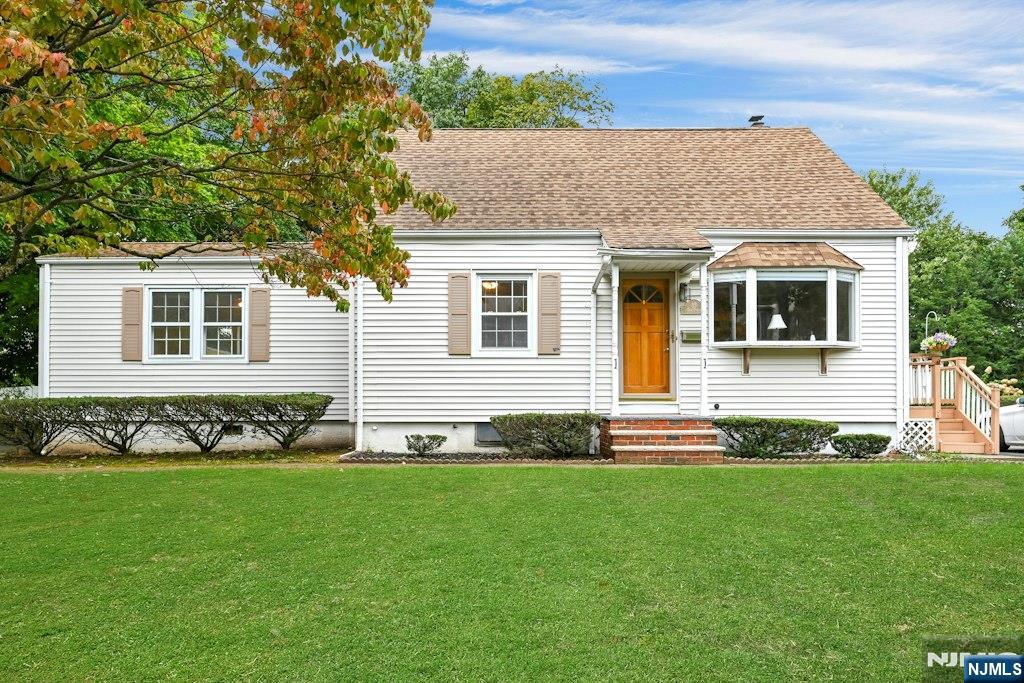 35 Oak Street - Photo 1