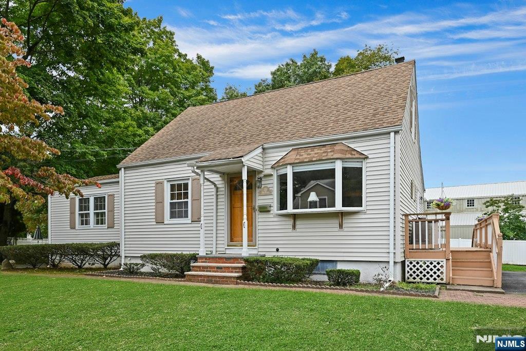 35 Oak Street - Photo 2