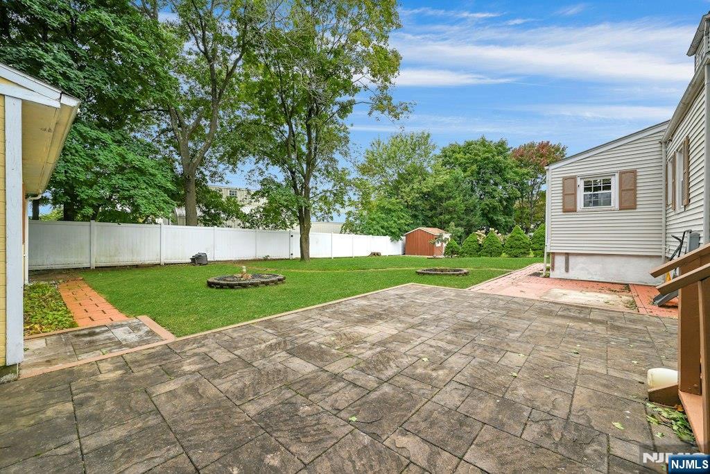 35 Oak Street - Photo 4