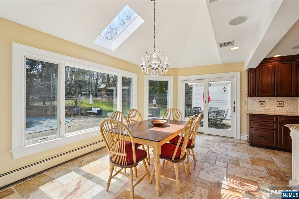 416 Devonshire Drive — photo 19