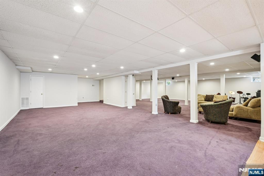 416 Devonshire Drive — photo 38