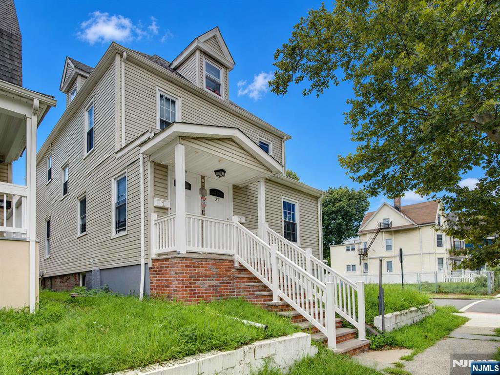 37 William Street - Photo 2