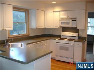 47 Crescent Avenue - Photo 2