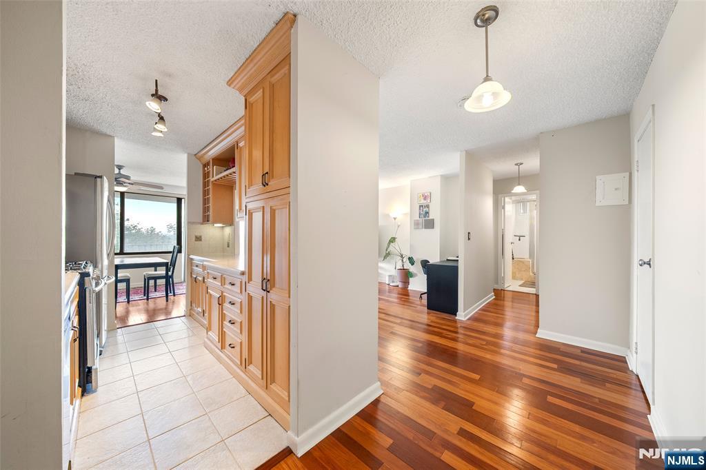 277 Prospect Avenue 6B - Photo 3