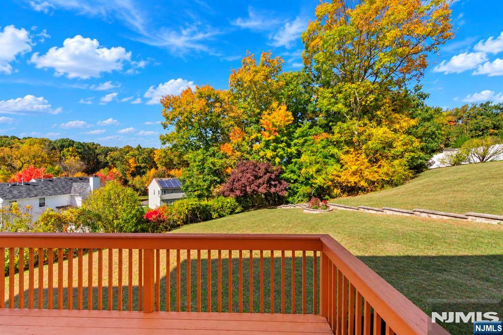 700 Skyline Drive - Photo 5