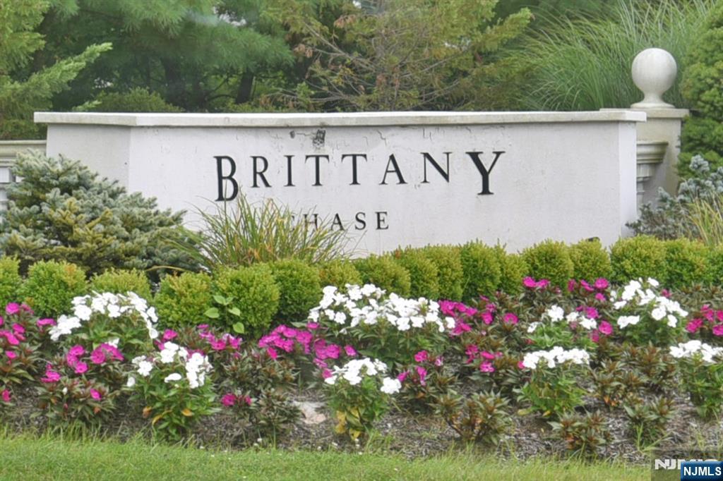 602 Brittany Drive - Photo 1