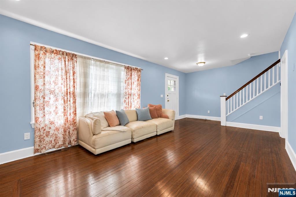 61 Buena Vista Avenue - Photo 5