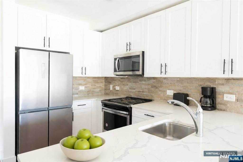 77 Ridge Road 205 - Photo 3