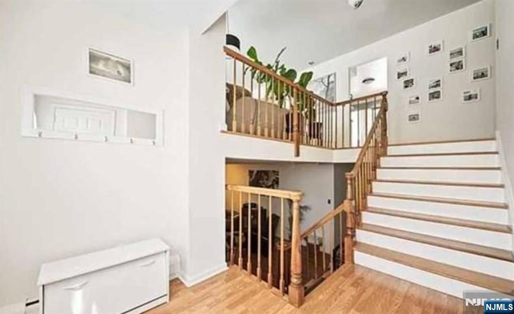 620 Alacci Way - Photo 2