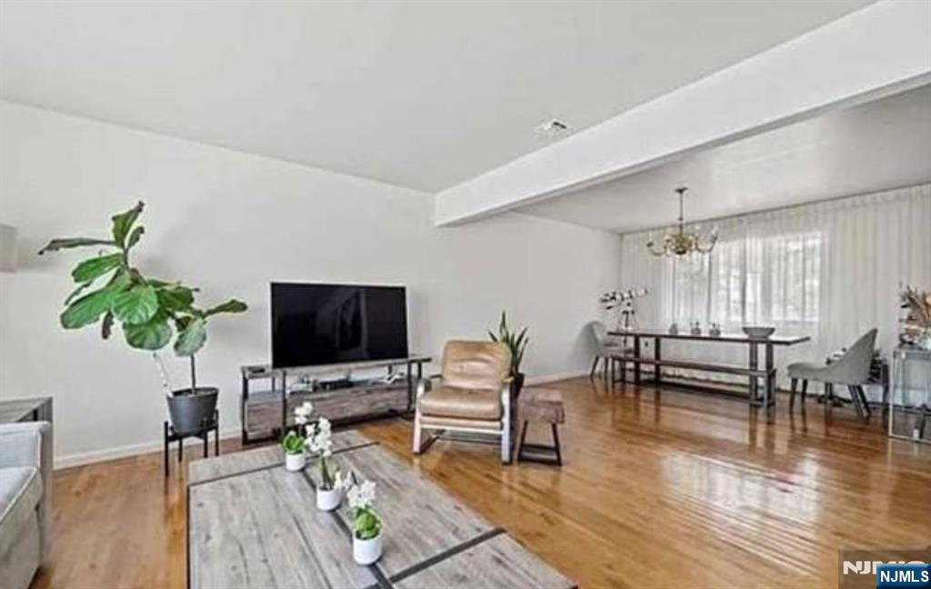 620 Alacci Way - Photo 4