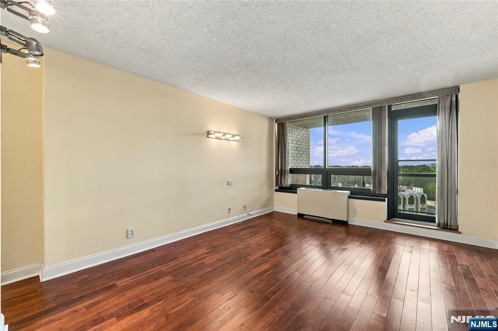 800 Palisade Avenue 807 - Photo 5