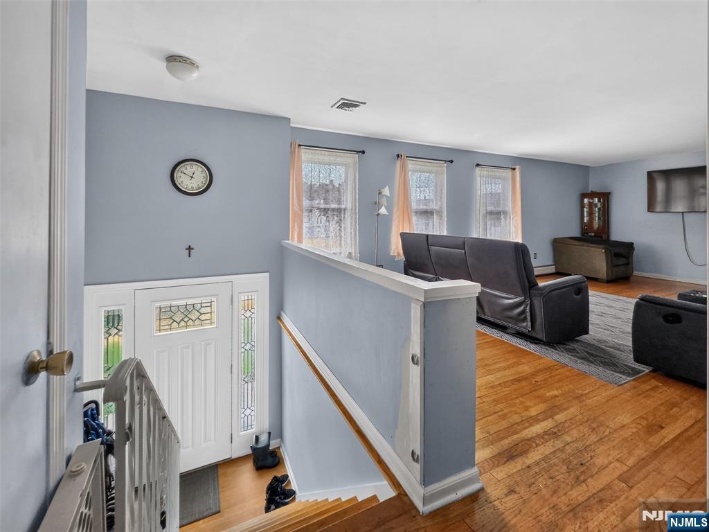 2393 Steuben Street - Photo 5