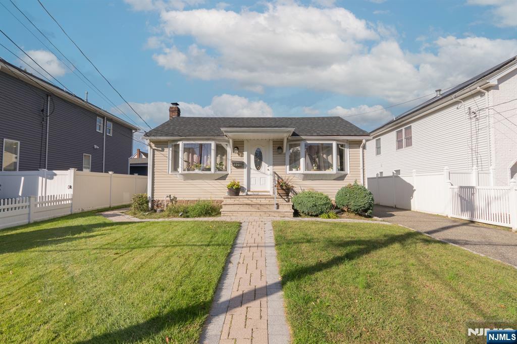 130 Erie Street - Photo 1