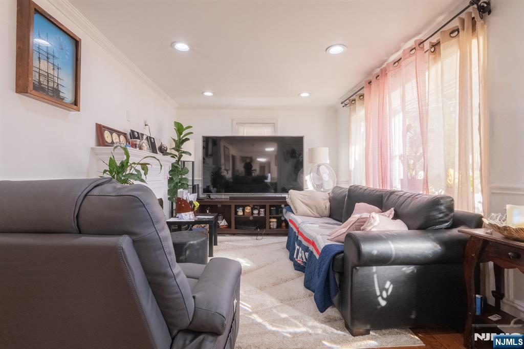 130 Erie Street - Photo 4