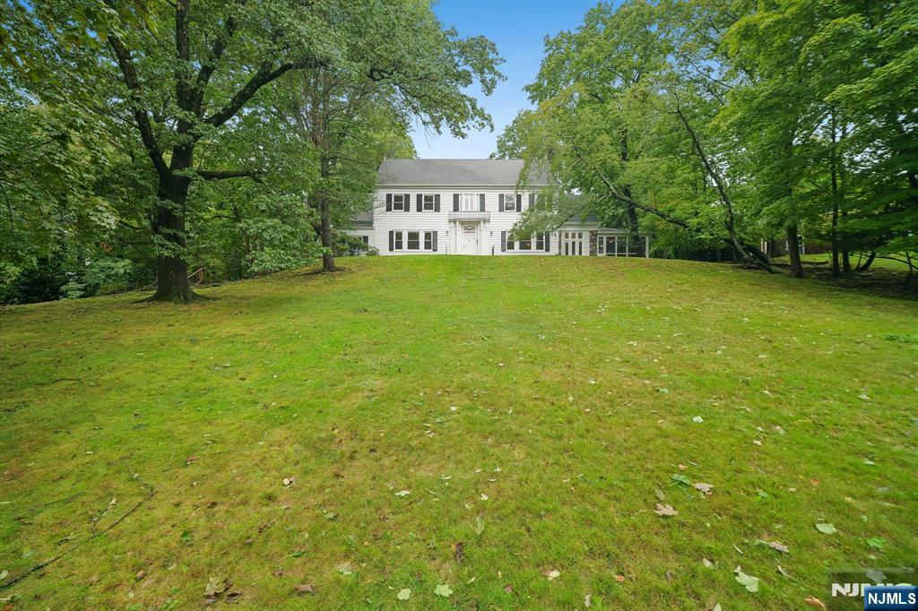 241 Ridgewood Road - Photo 2