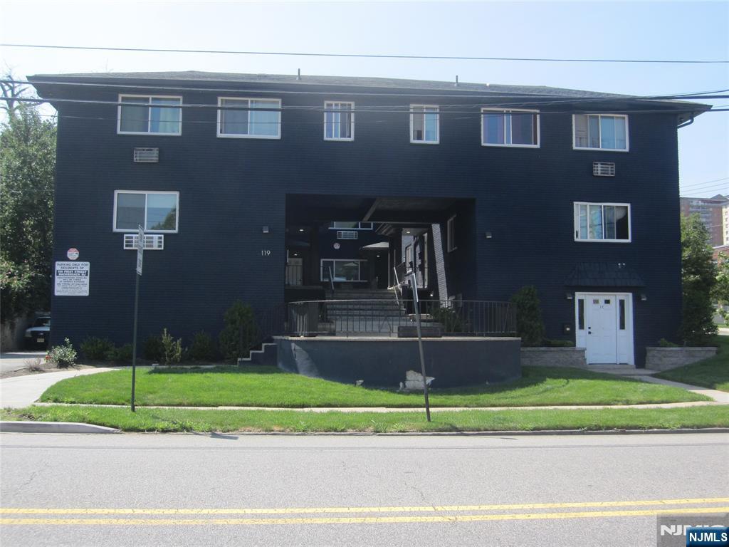 119 1st Street 2A