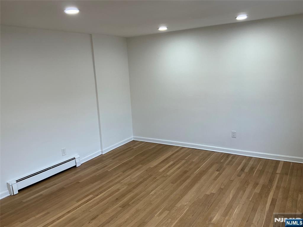 540 Anderson Avenue 2 - Photo 4