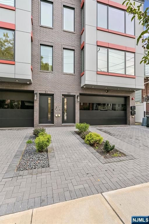 53 Prospect Street 2 - Photo 1