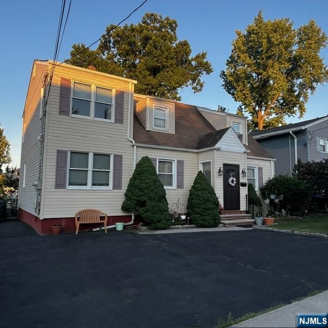 165 Woods Avenue 2nd Fl. - Photo 1
