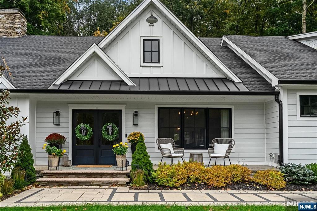 456 Laurel Lane Terrace - Photo 1