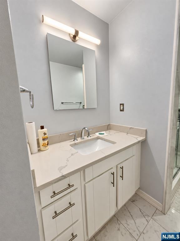 52 14th Street 1st Floor - Photo 5