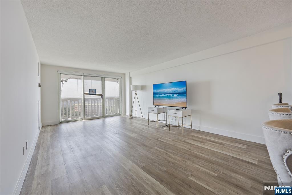 Photo 4 of House for sale at 555 North Ave #17L, Fort Lee, NJ 07024 | MLS# 26037459 | Listing updated on 2026-10-06