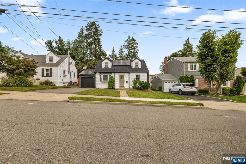 74 Sherwood Street - Photo 1