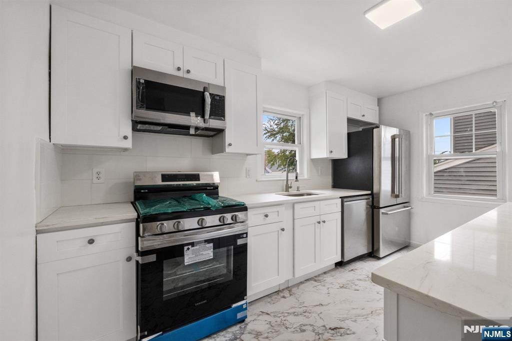74 Sherwood Street - Photo 5