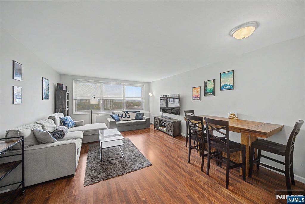 2000 Linwood Avenue 12N - Photo 4