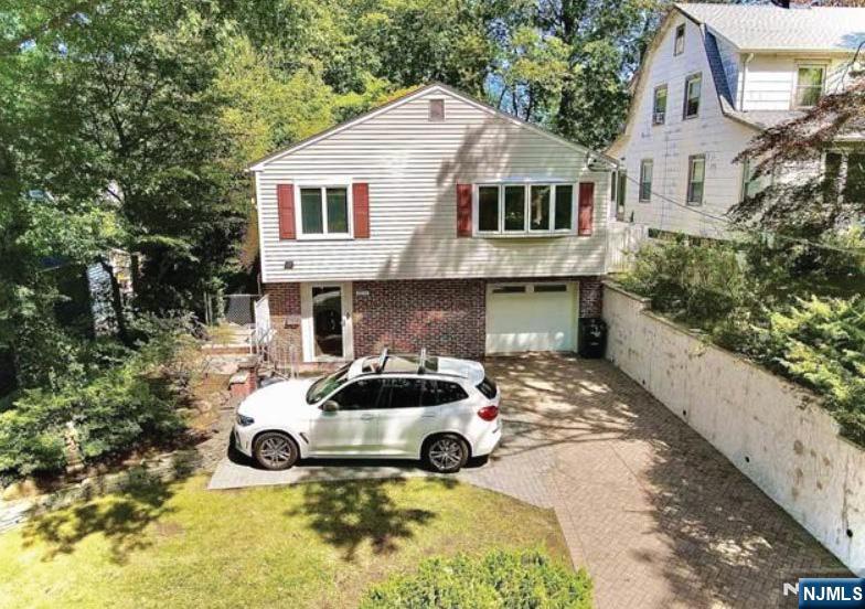 294 Continental Avenue - Photo 3
