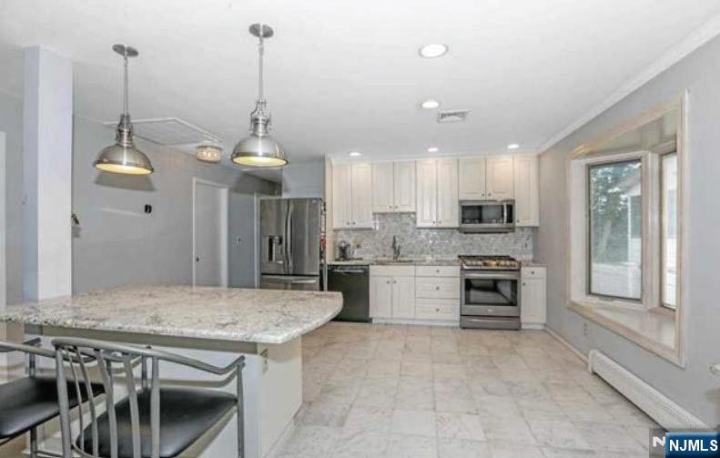 294 Continental Avenue - Photo 4