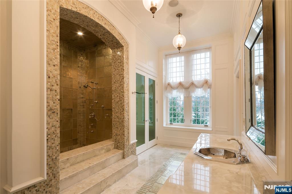 675 Ramapo Valley Road — photo 22