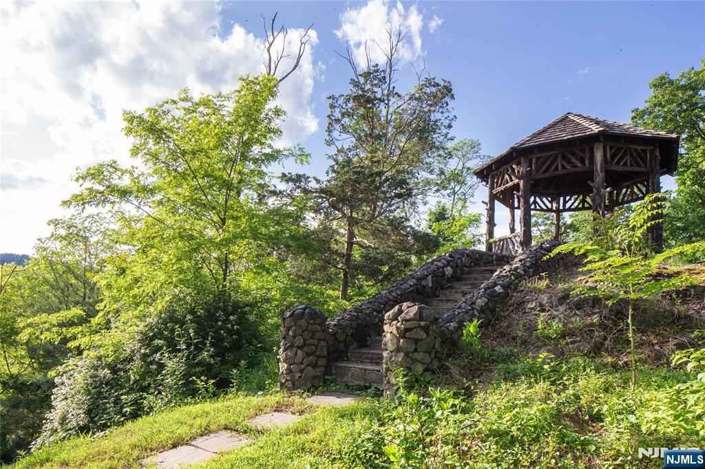 675 Ramapo Valley Road — photo 34