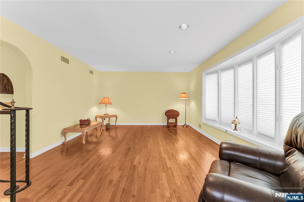 209 Cedar Street - Photo 5