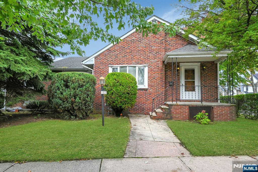 153 Orient Way - Photo 1
