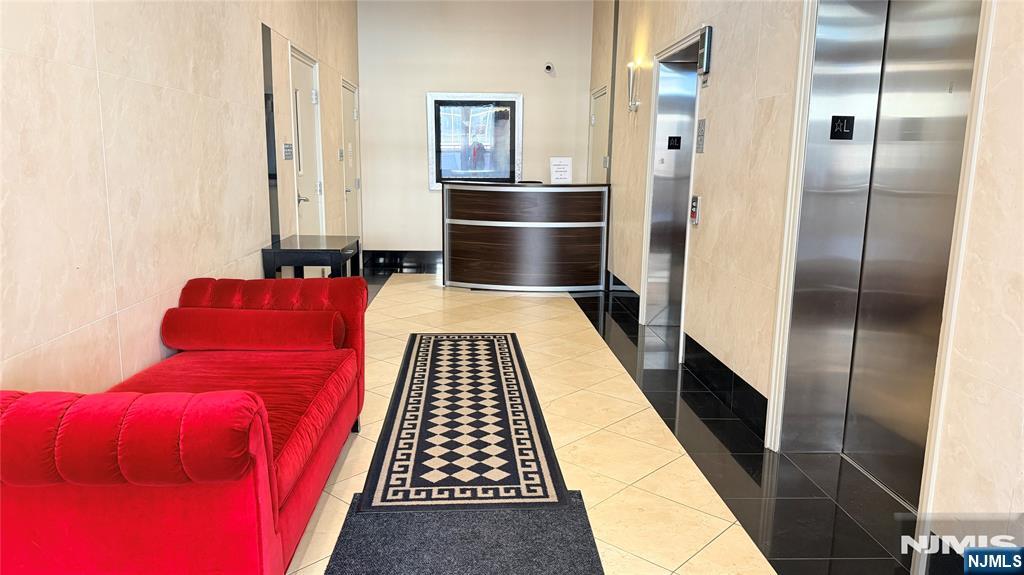 6407 City Place #6407
