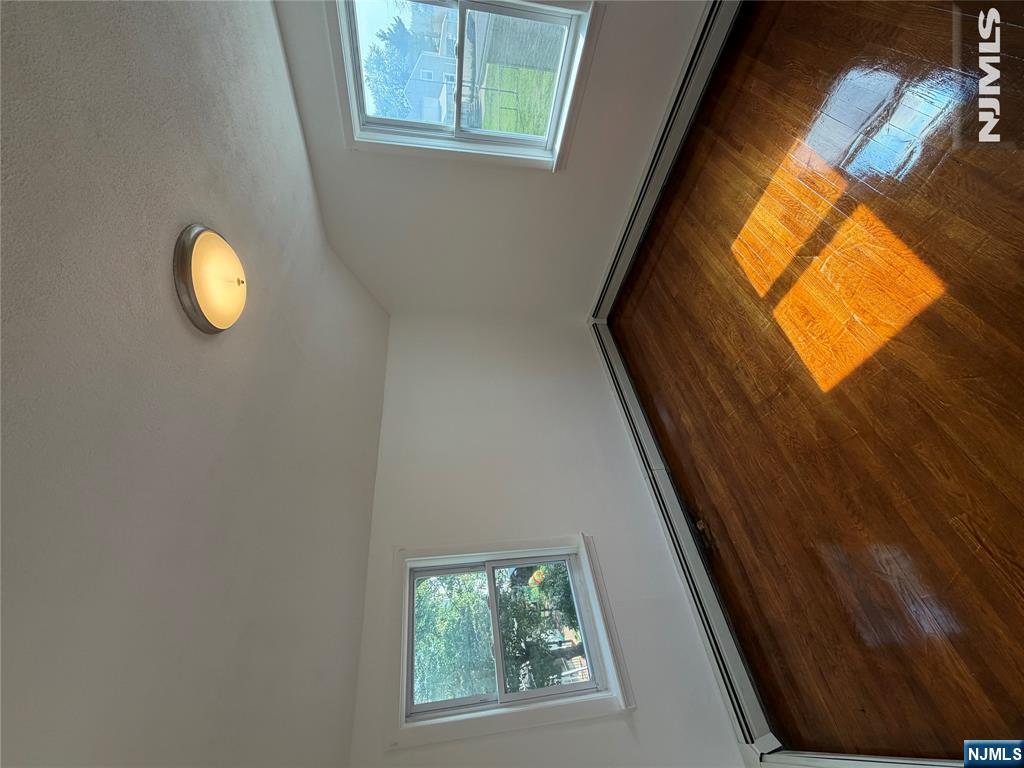 14 Edward Court 2 - Photo 4