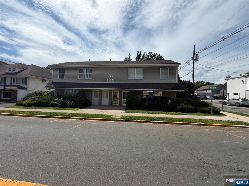 104 Lincoln Avenue - Photo 1