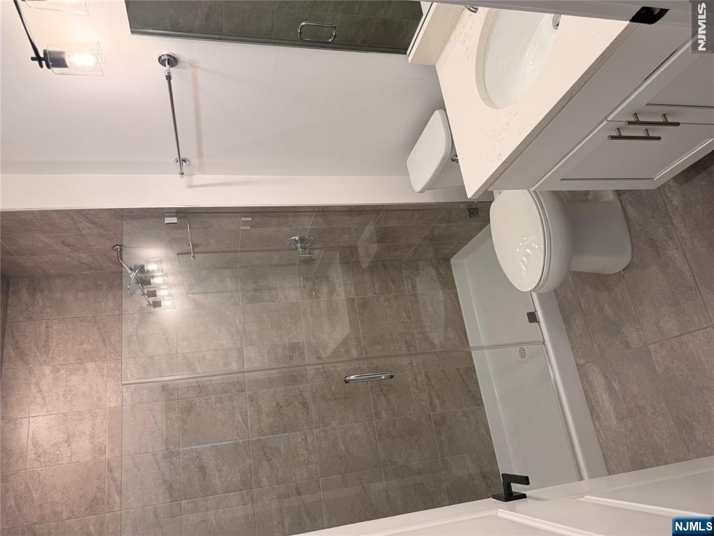 480 Paterson Avenue 108 - Photo 5
