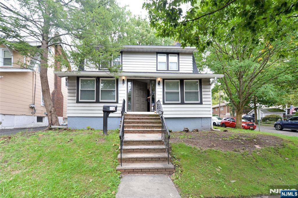 21 Spruce Avenue - Photo 1