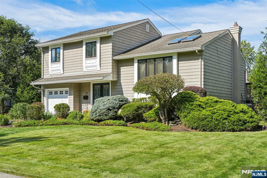 77 Francine Avenue - Photo 3