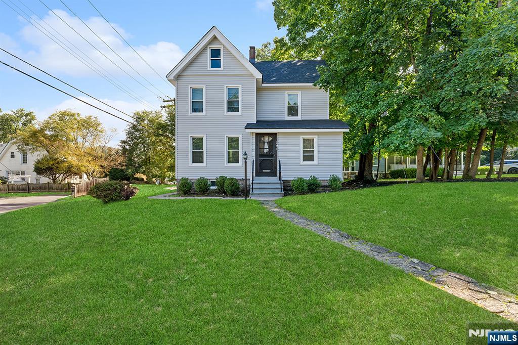 Photo 1 of Single family home for sale at 191 West St, Closter, NJ 07624 | MLS# 26037529 | Listing updated on 2026-10-07