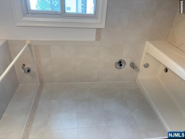 1149 Inwood Terrace 2nd floor - Photo 5