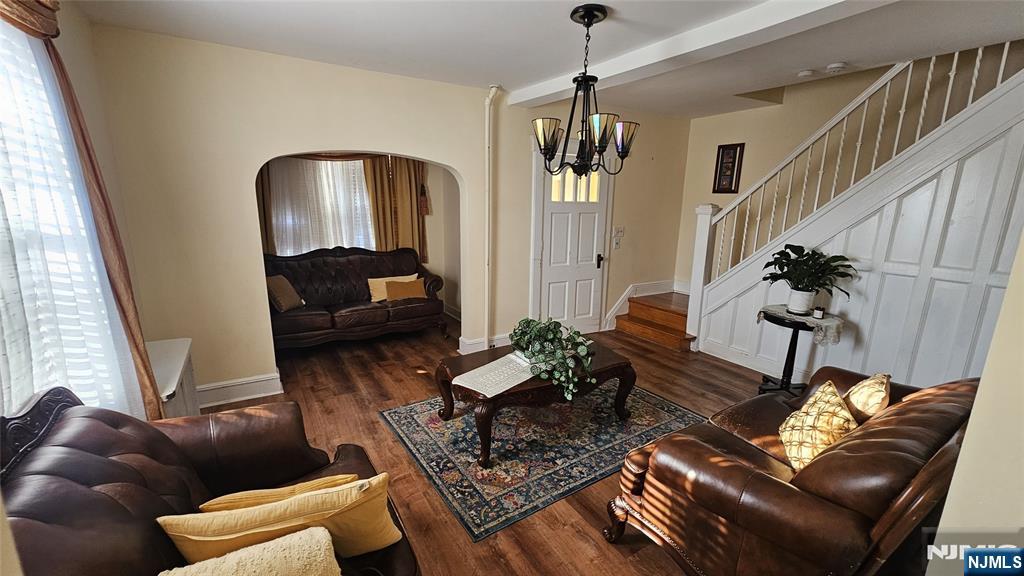 254-256 Illinois Avenue - Photo 4