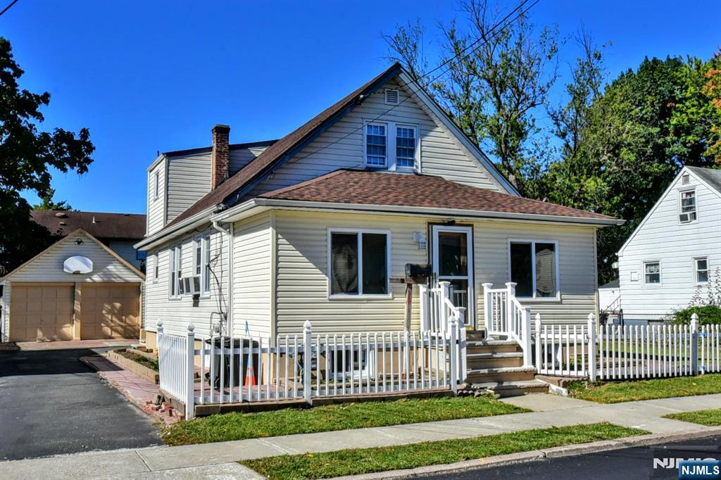 1-24 28th Street - Photo 2