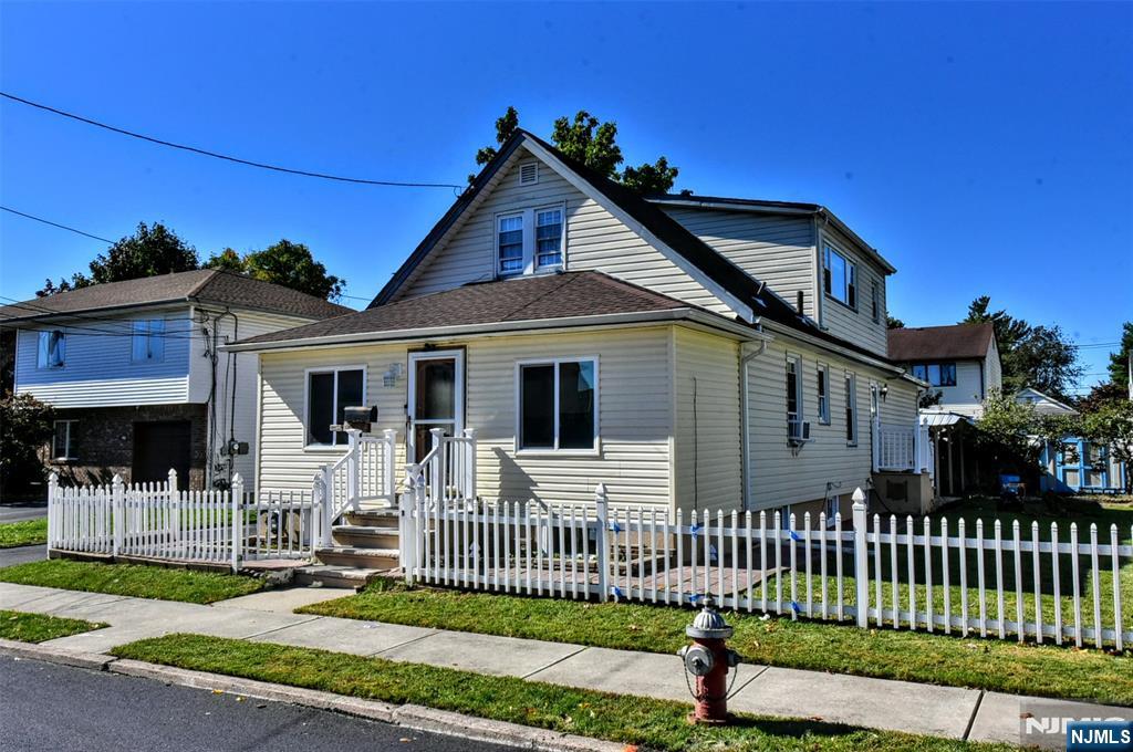 1-24 28th Street - Photo 3