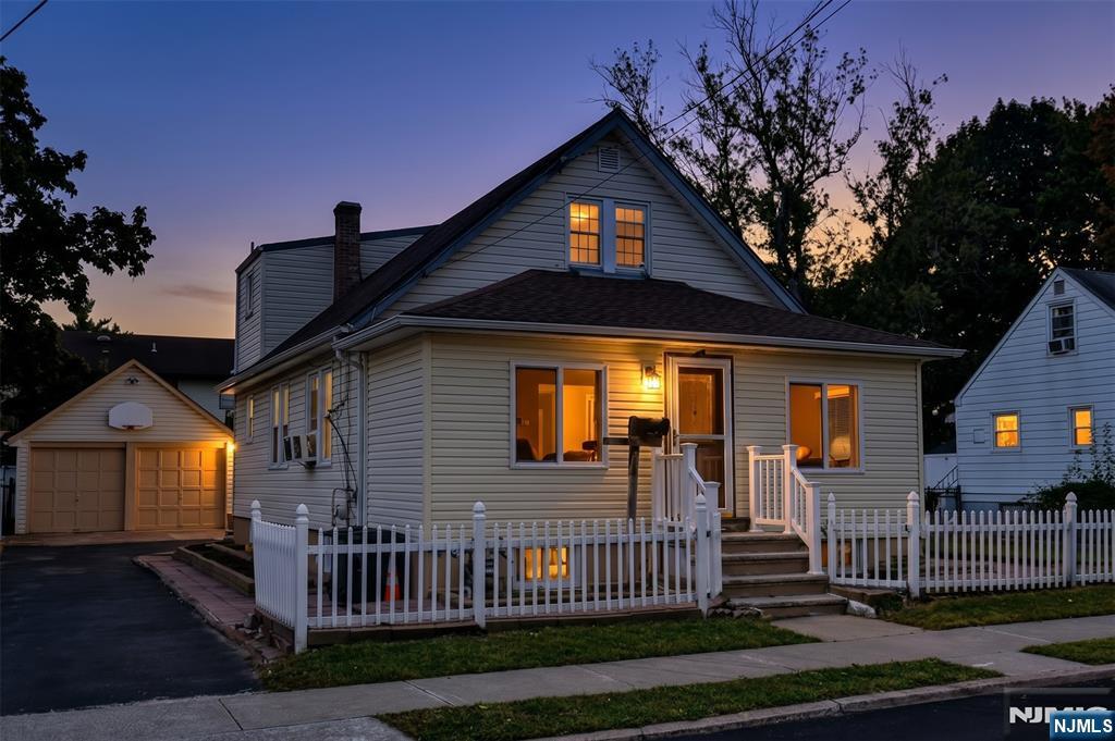 1-24 28th Street - Photo 4